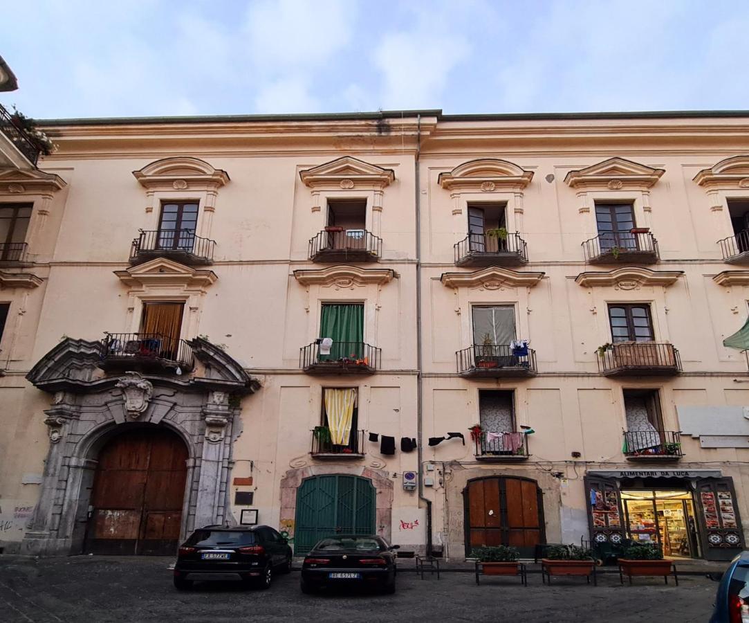 Salerno Experience Hostel Bagian luar foto