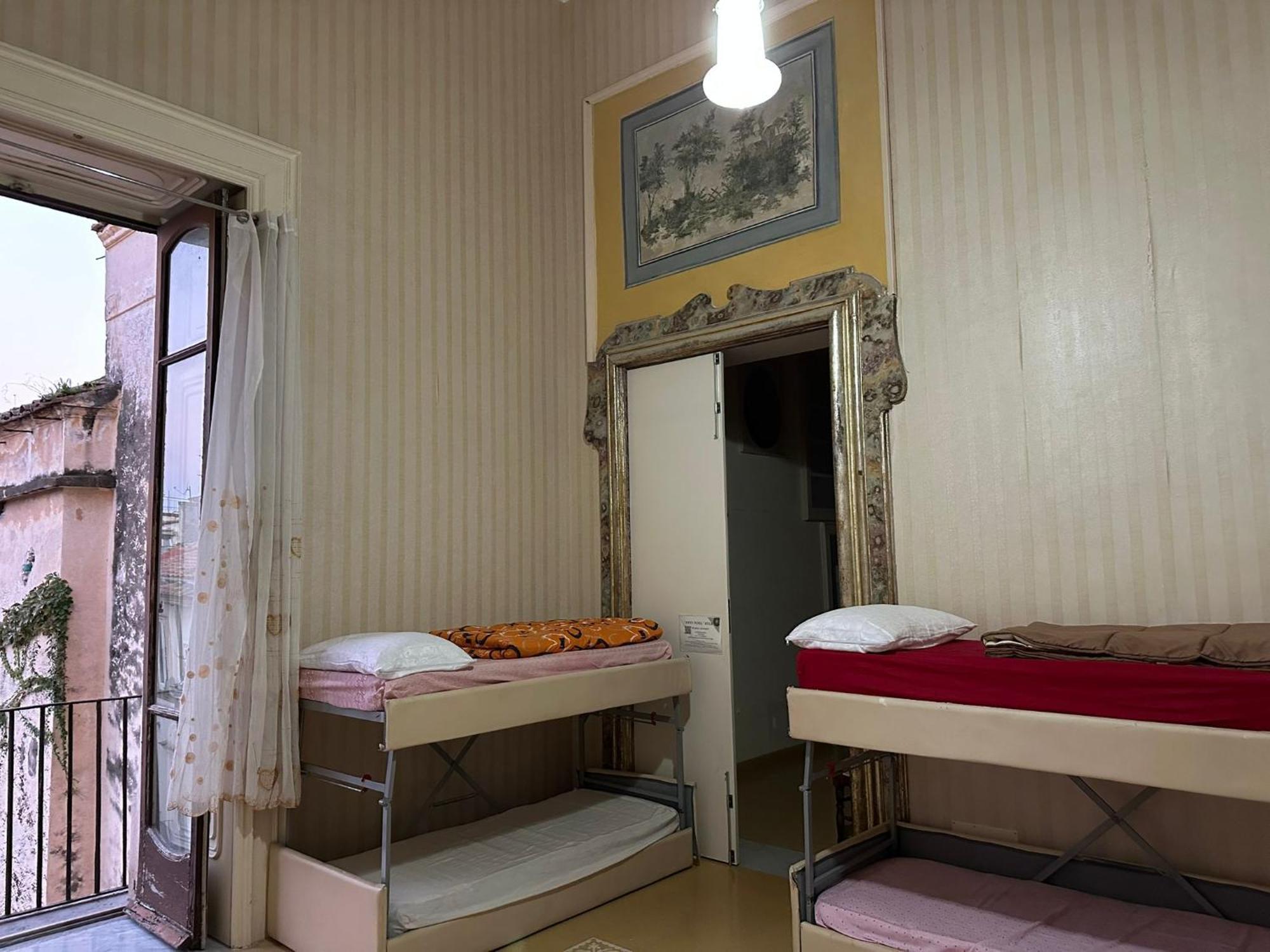 Salerno Experience Hostel Bagian luar foto
