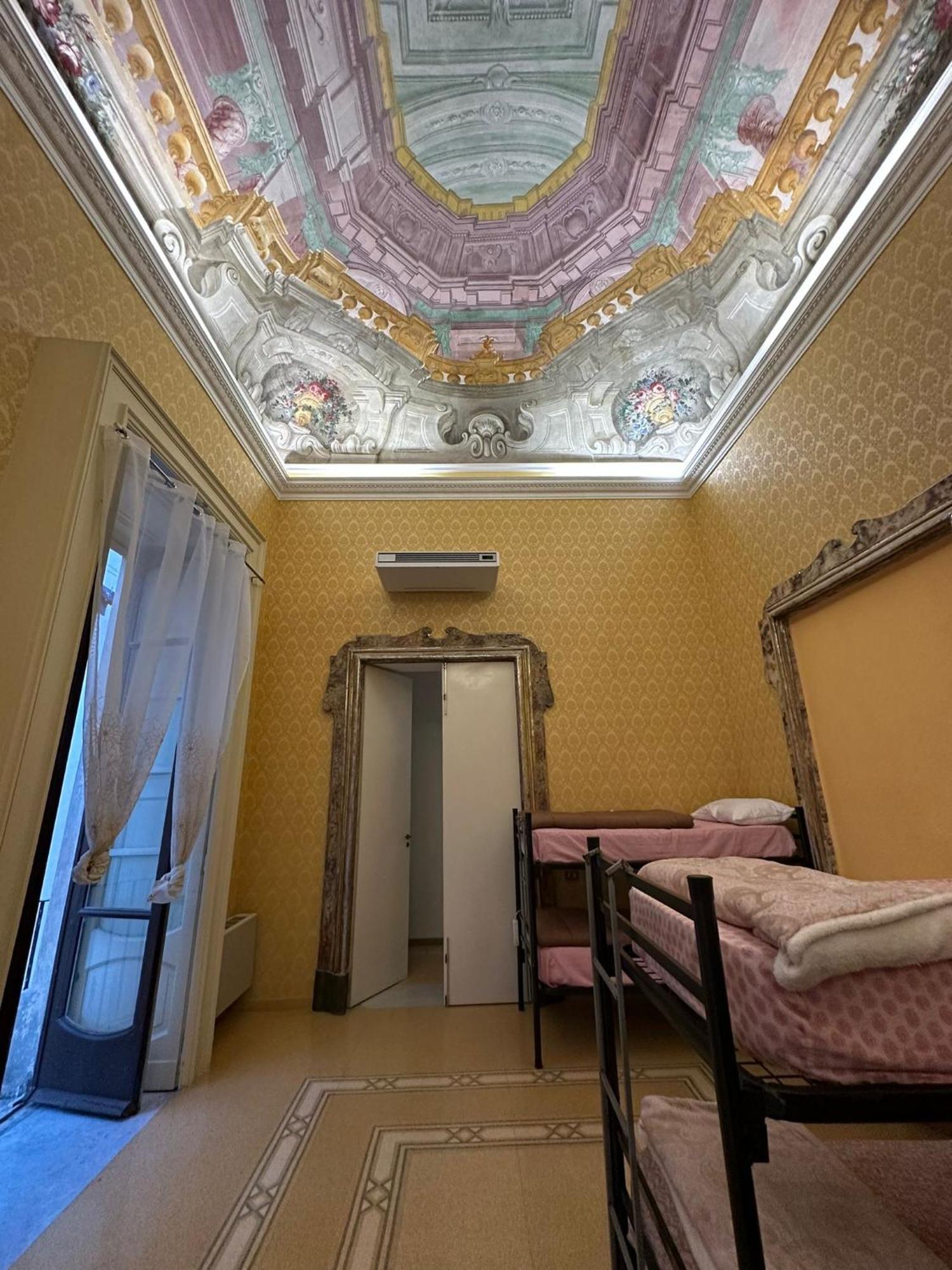 Salerno Experience Hostel Bagian luar foto
