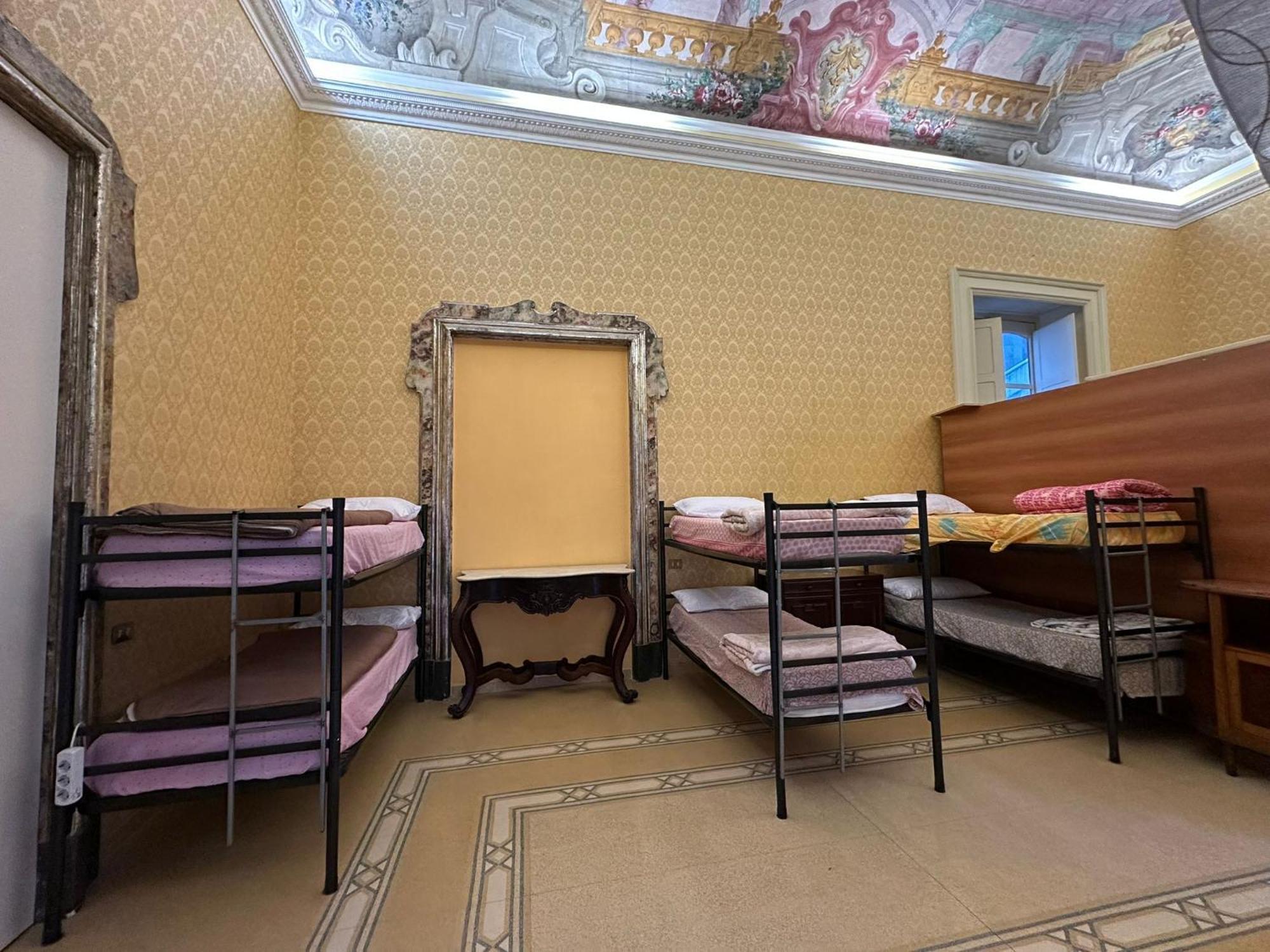 Salerno Experience Hostel Bagian luar foto