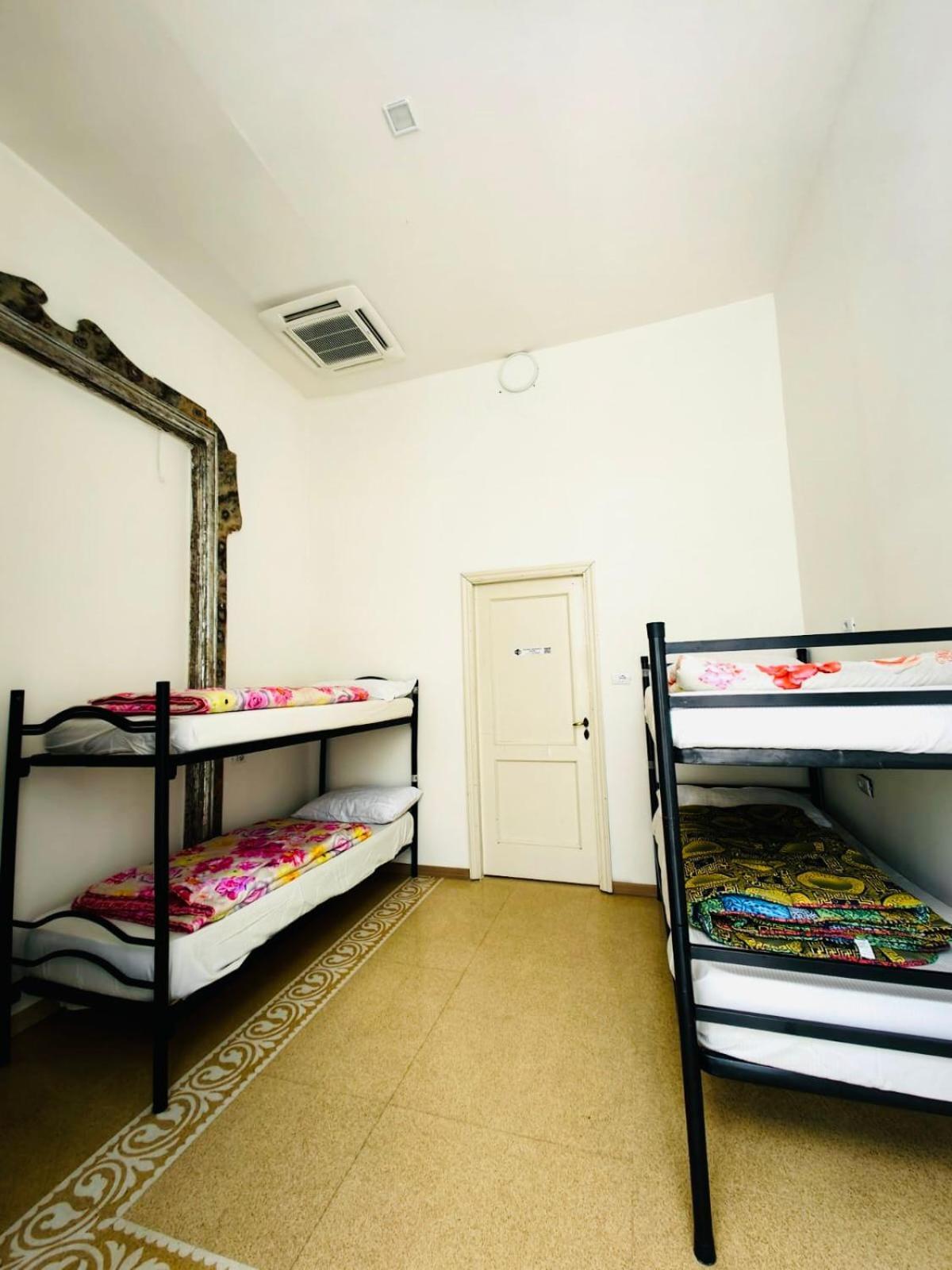 Salerno Experience Hostel Bagian luar foto